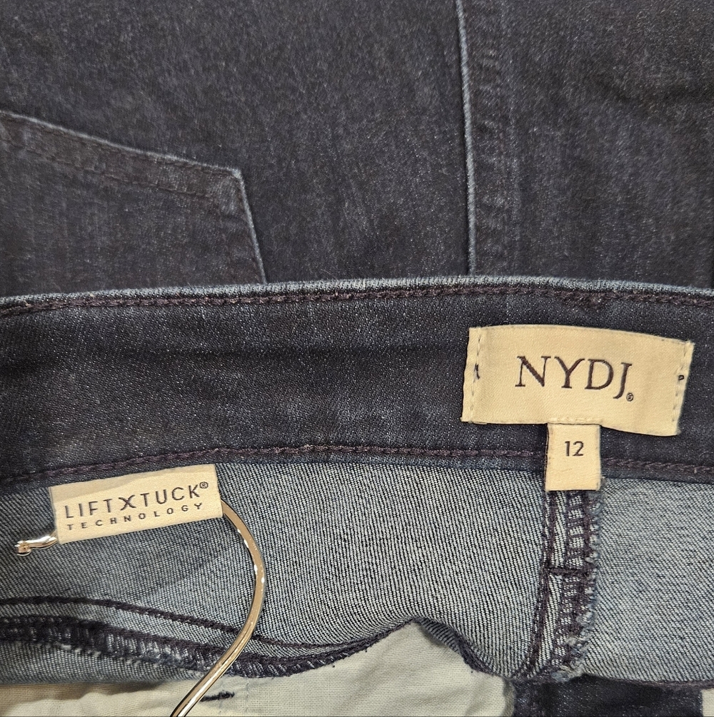 NYDJ Classic Dark Wash Blue Women’s Jeans, Size 12 - Picture 3 of 5